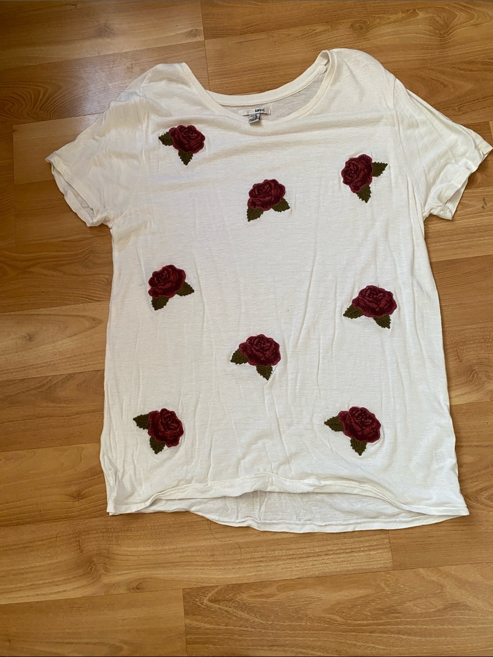 Amuse Society White Short Sleeve Tee with Red Rose Appliqués